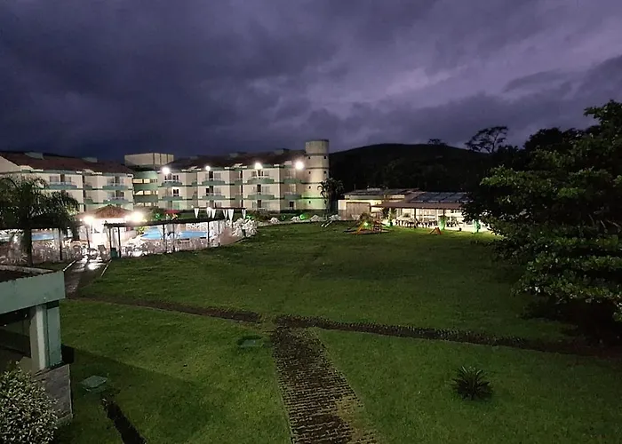 Flat no Village das Águas Resort ao lado do Parque Aquático Aldeia das Águas
